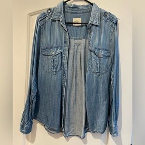 AEO BF Fit Denim Button Down